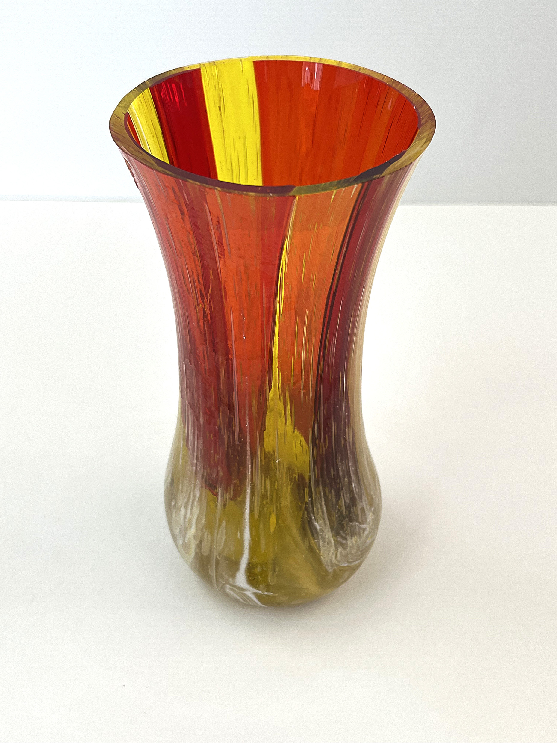 RedGoldStripes – Bild 2